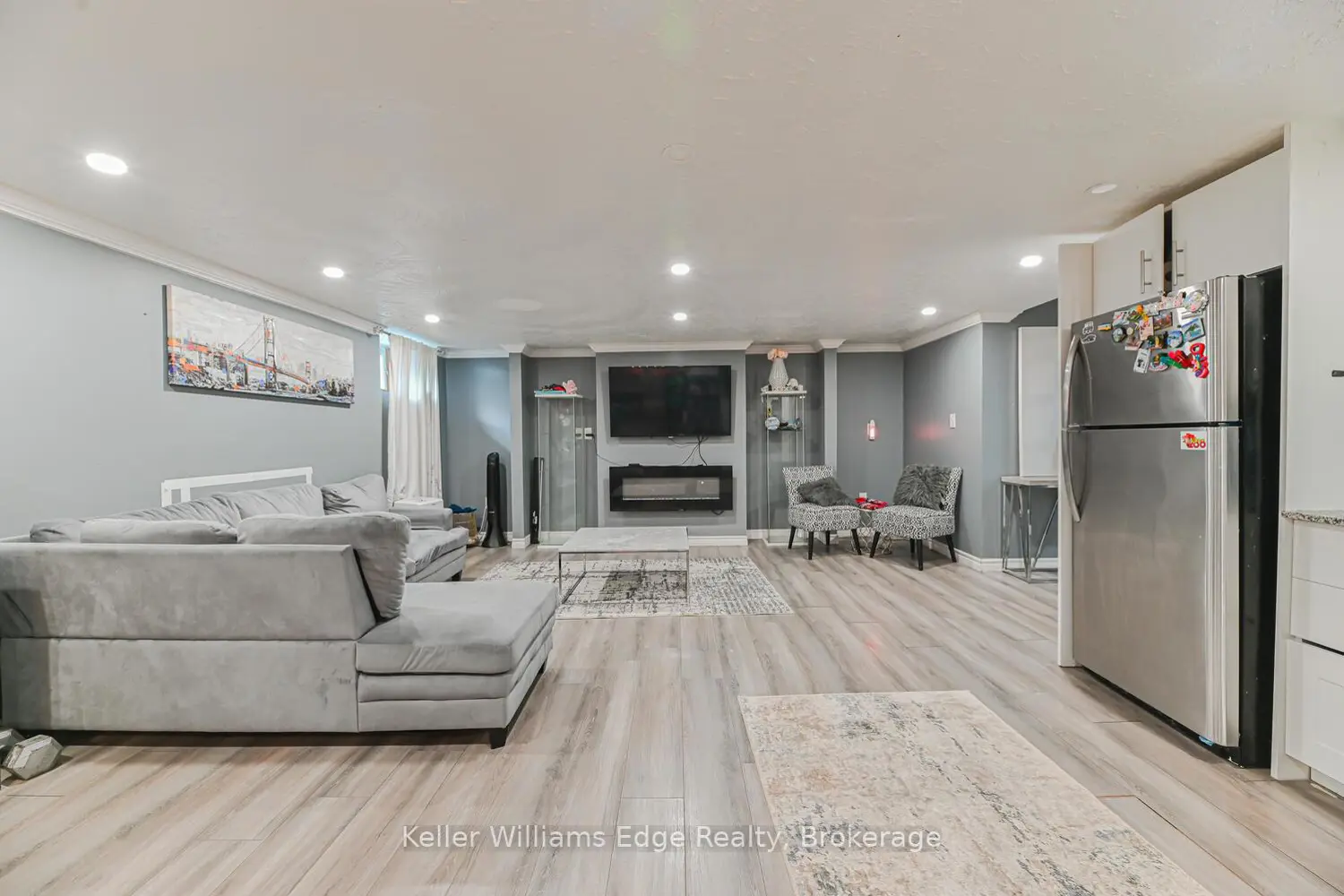 Additional image 17 of 282 Book Road