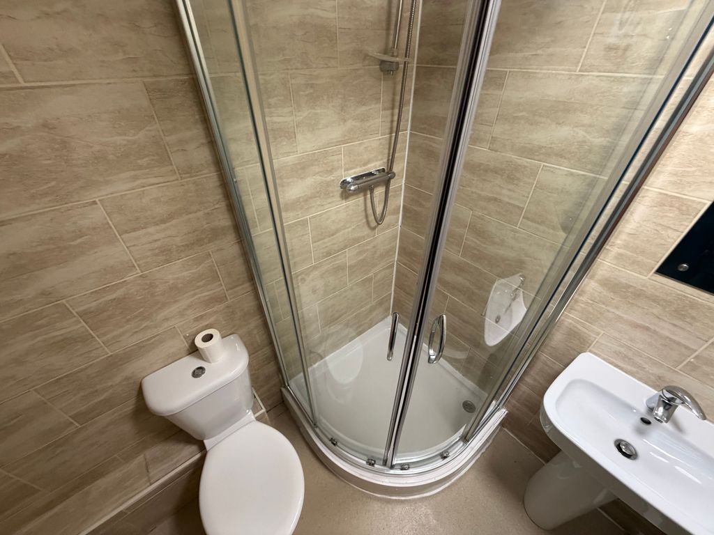Additional image 5 of 6 bed shared accommodation to rentLondon Road, Sheffield S2