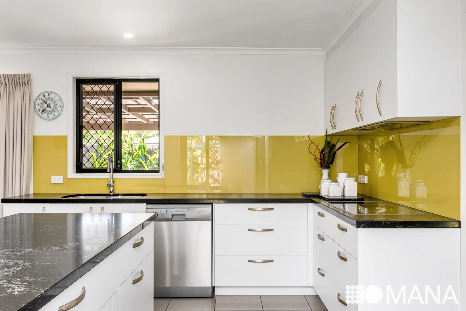 Additional image 5 of 1/21A Balemo Drive, Ocean Shores NSW 2483