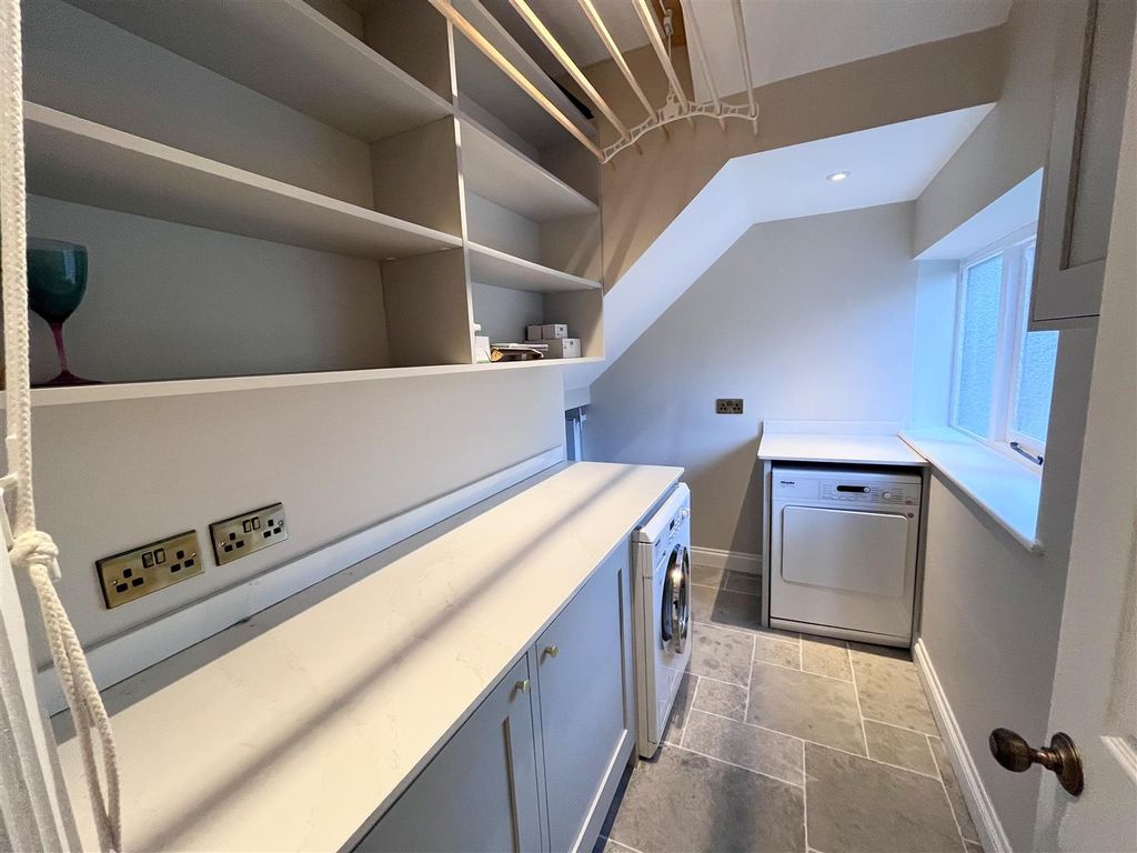 Additional image 10 of 4 bed detached house to rentChelford Road, Henbury, Macclesfield SK10