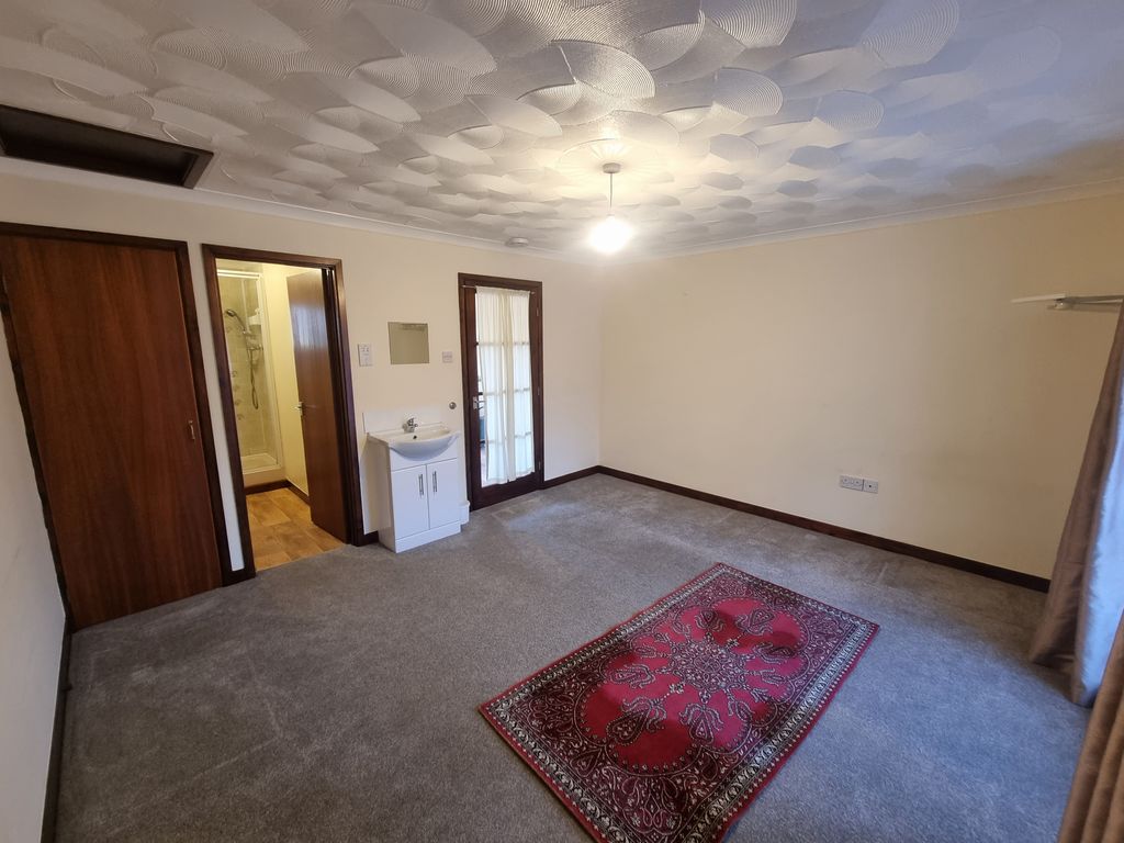 Additional image 4 of Studio to rentWind Street, Ammanford SA18
