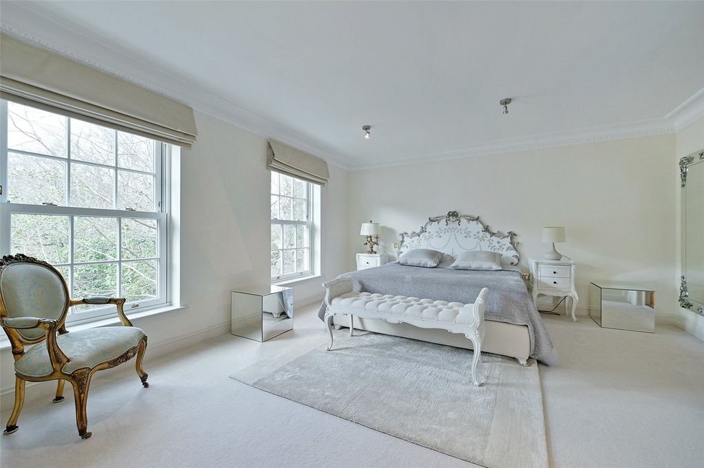 Additional image 14 of 7 bed detached house to rentDukes Kiln Drive, Gerrards Cross, Buckinghamshire SL9