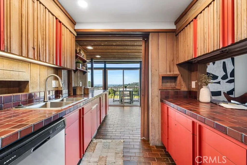 Additional image 19 of 10951 Hunting Horn Drive, North Tustin, CA 92705