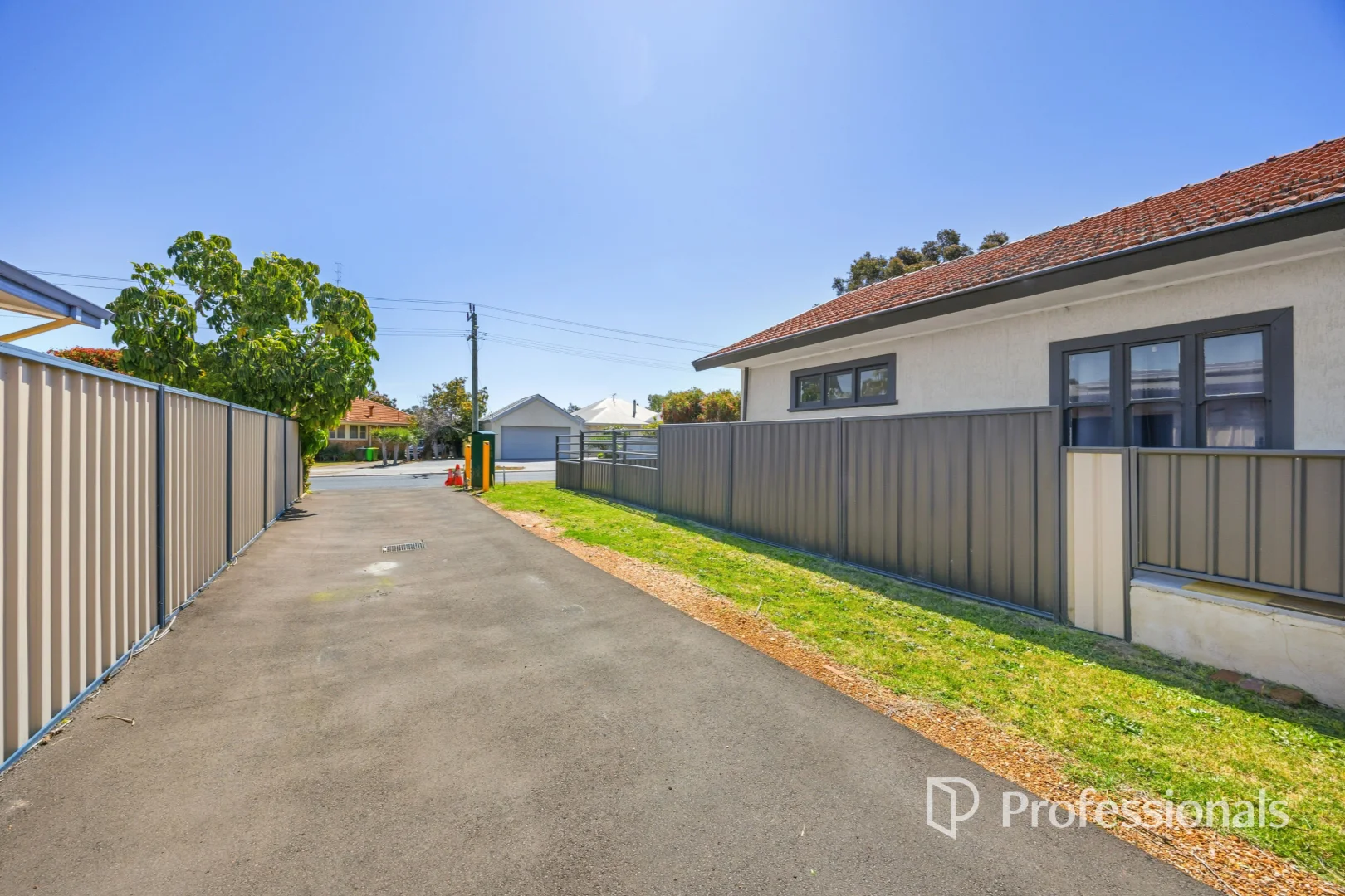 Additional image 4 of 37 King Road, East Bunbury WA 6230