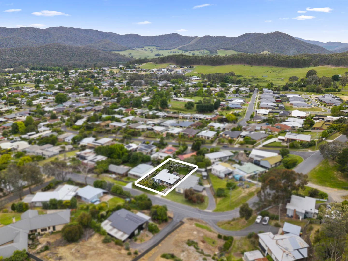 Additional image 17 of 33 Halls Road, Myrtleford VIC 3737