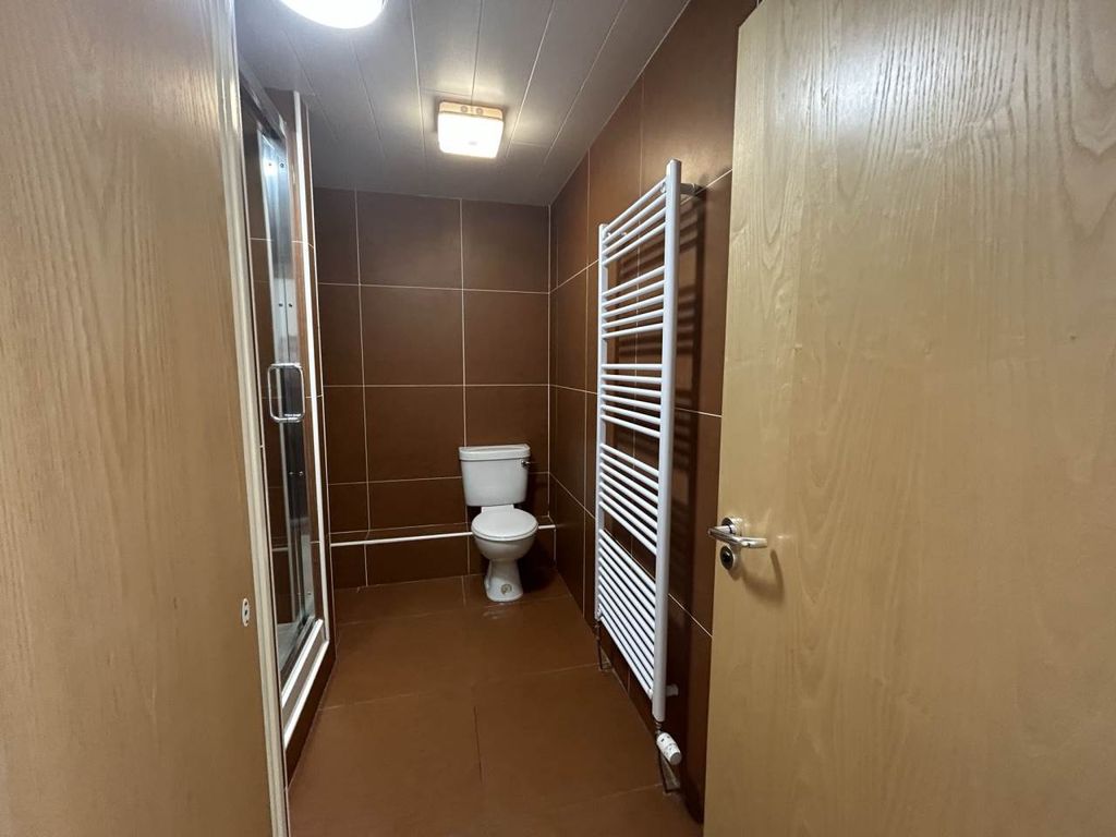 Additional image 6 of 5 bed town house to rentBrook Gardens, Dundee DD1