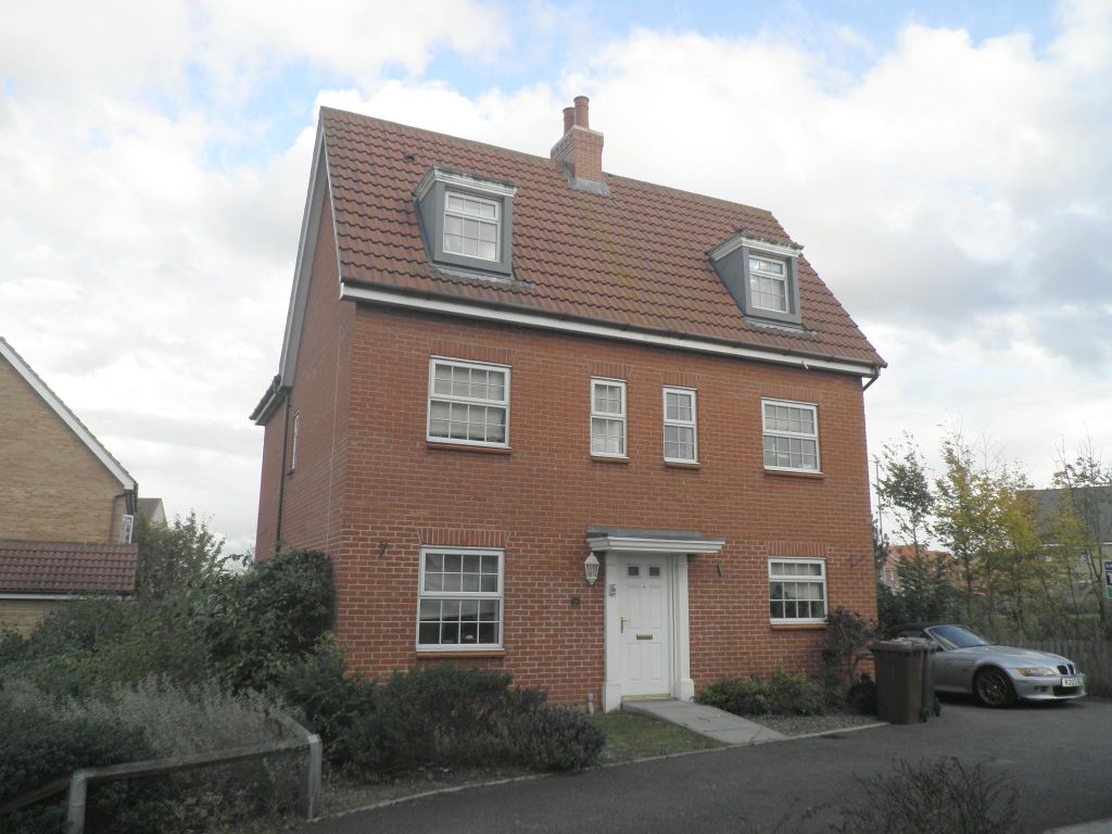 5 bed detached house to rentChaffinch Road, Bury St. Edmunds IP32