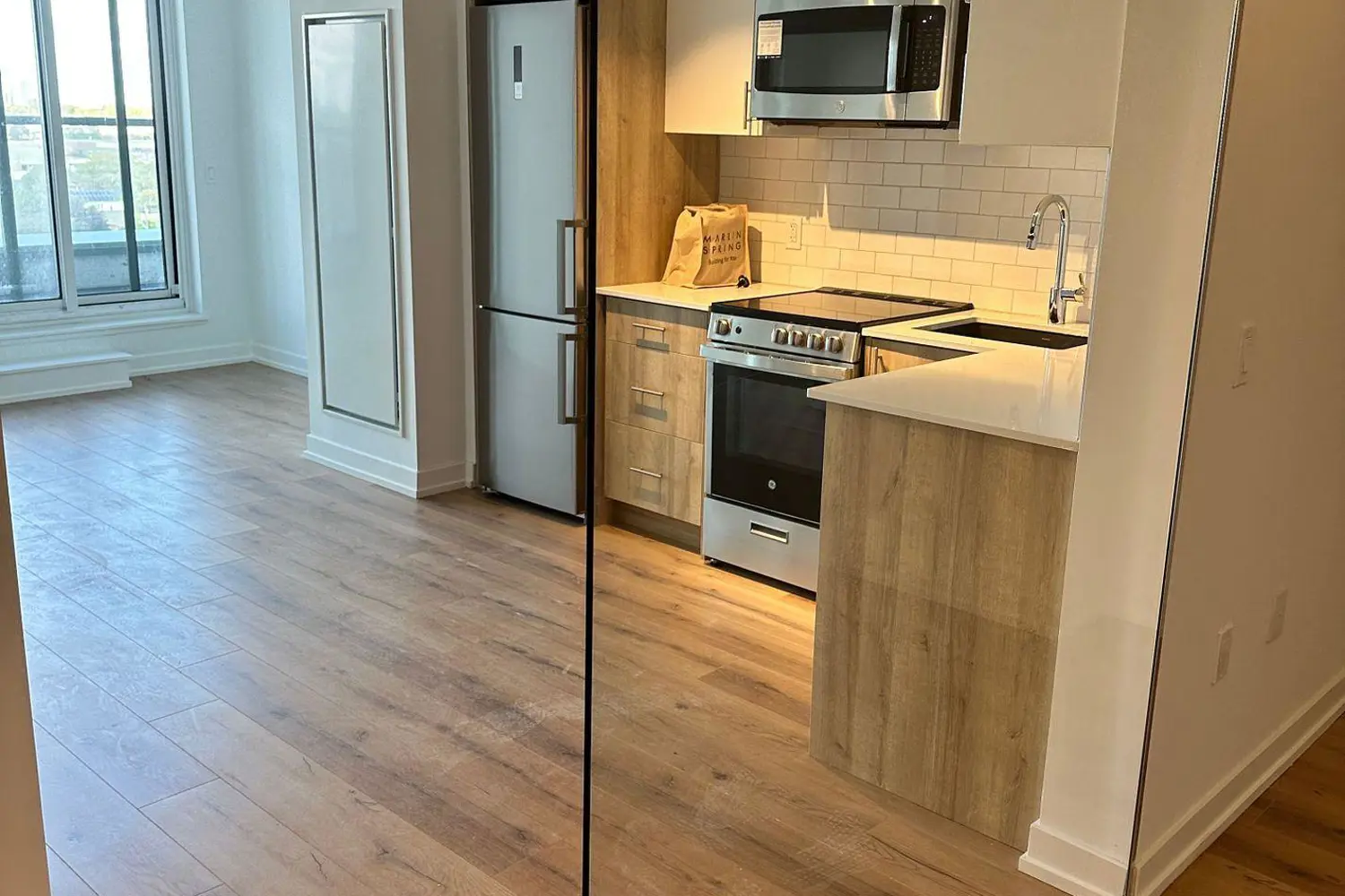 Additional image 11 of 1195 The Queens Way 903