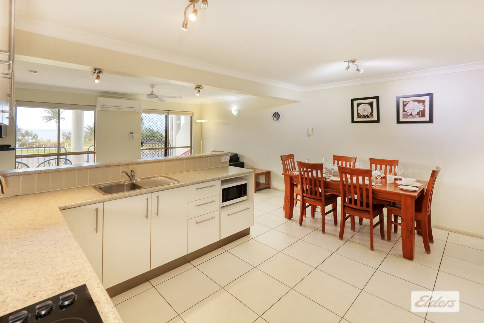 Additional image 18 of 1/100 Scenic Highway, Lammermoor QLD 4703