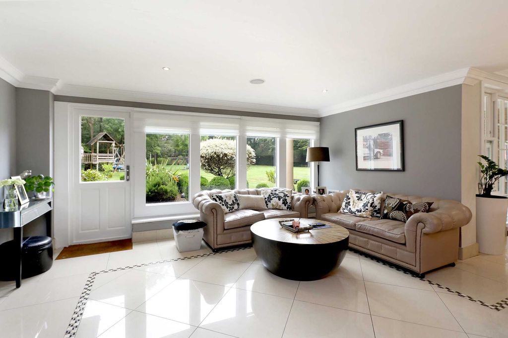 Additional image 16 of 9 bed detached house to rentSlade Oak Lane, Gerrards Cross SL9