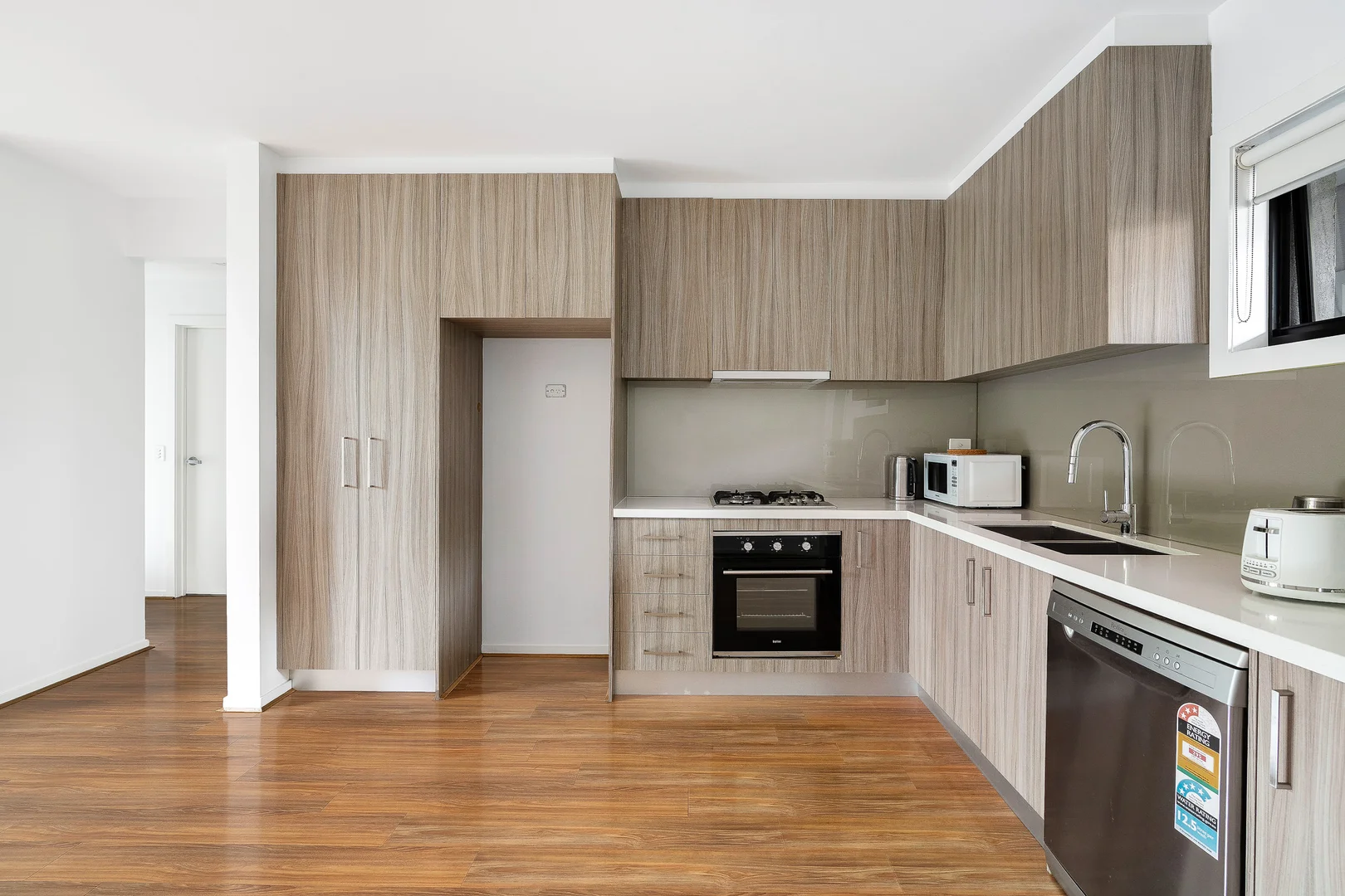 Additional image 5 of 10/80 Hopetoun Avenue, Brunswick West VIC 3055