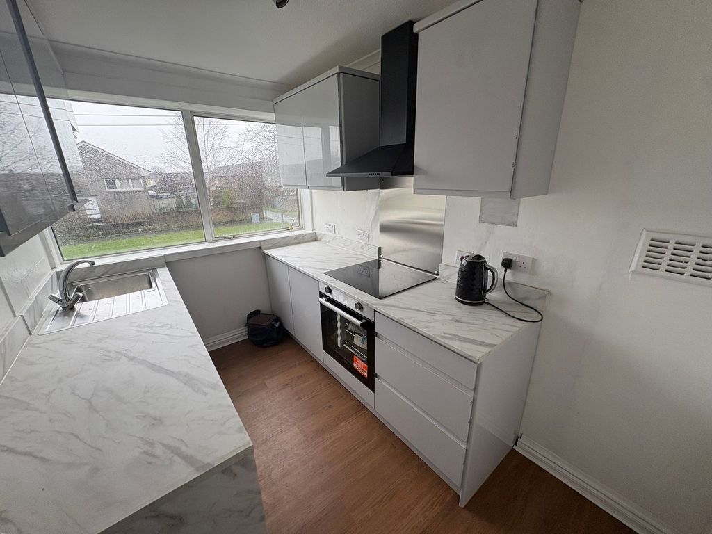 Additional image 4 of 2 bed flat to rentBoyle Street, Clydebank G81