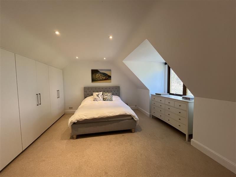 Additional image 11 of 5 bed detached house to rentHurstwood, Ascot, Berkshire SL5