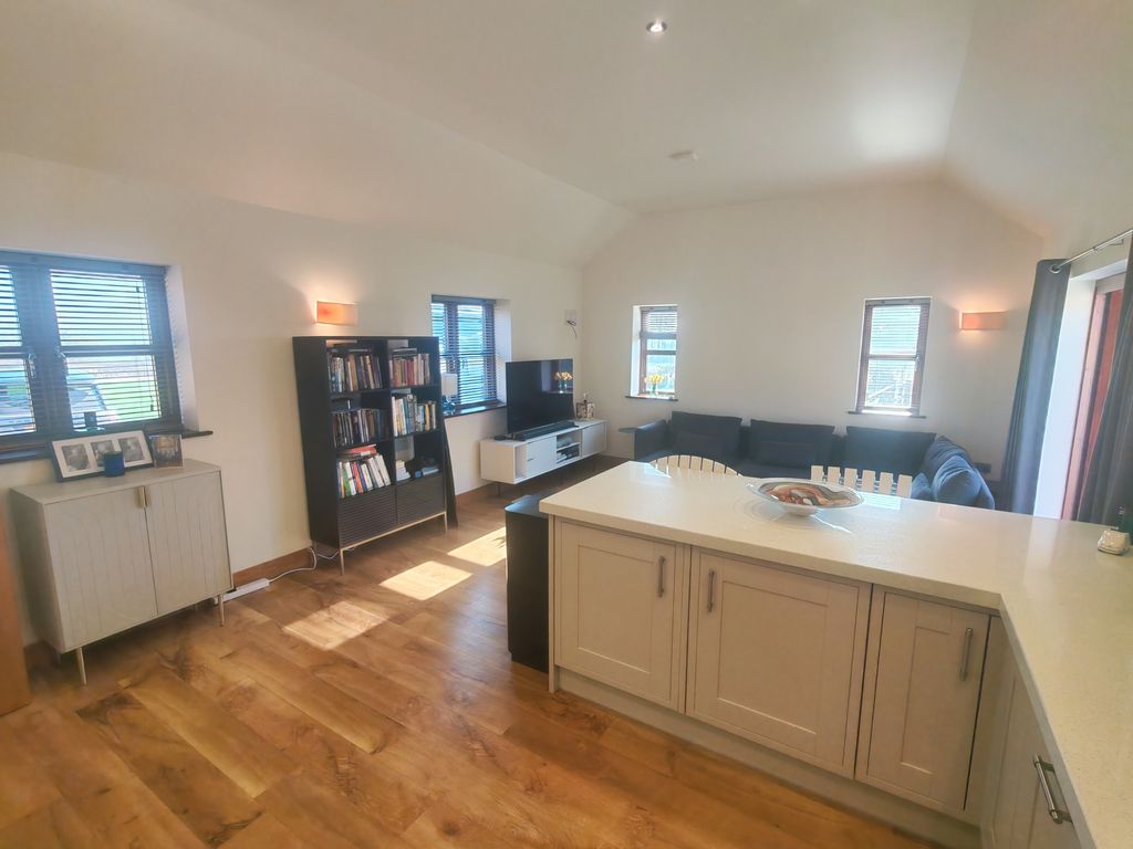 Additional image 4 of 2 bed flat to rentHadley End, Burton-On-Trent DE13