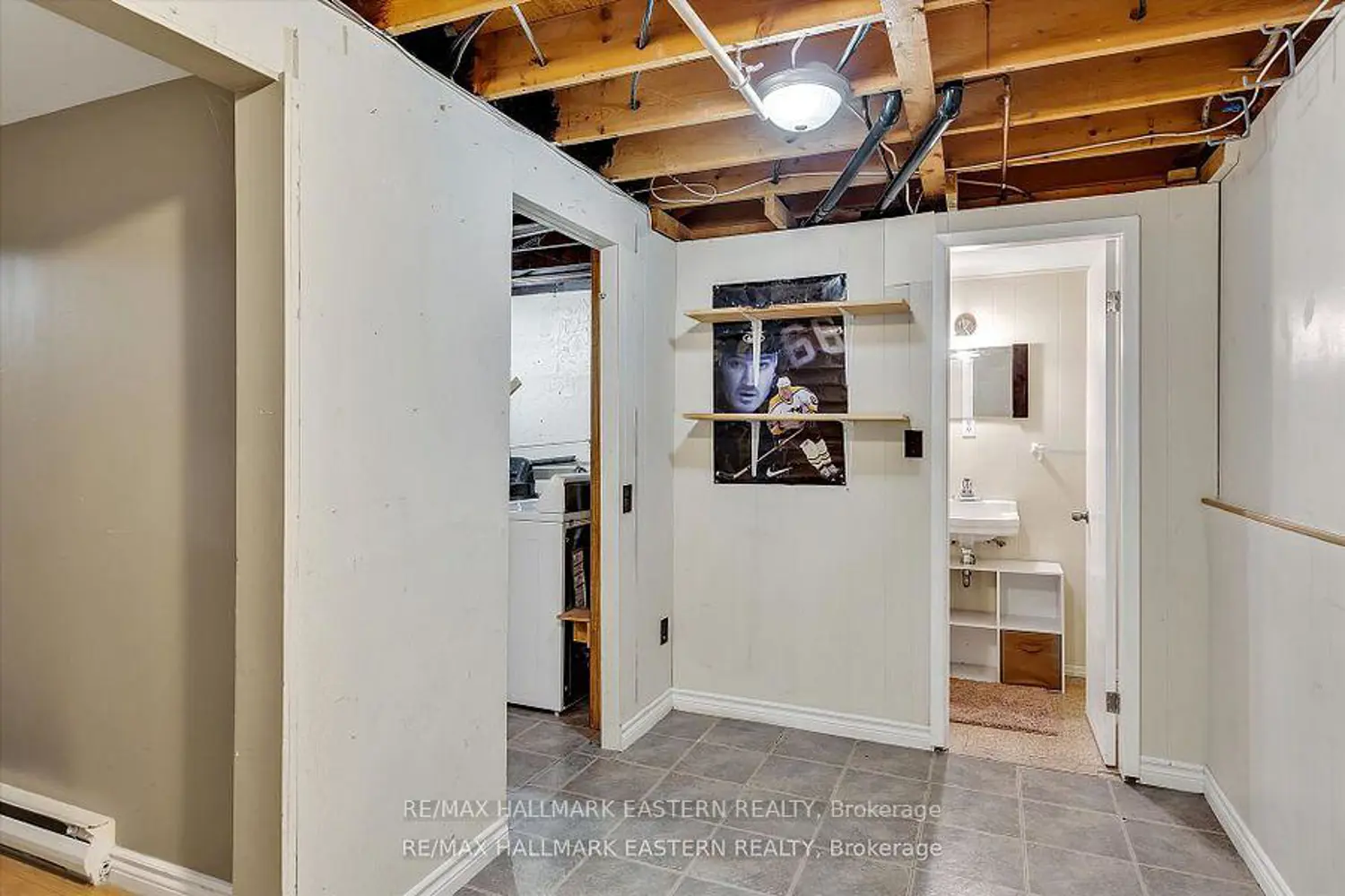 Additional image 11 of 996 Sydenham Road #67