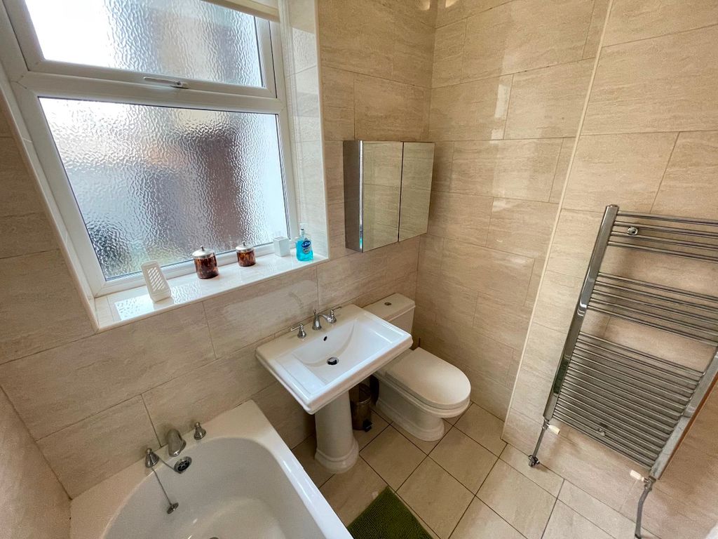 Additional image 13 of 2 bed flat to rentGrand Parade, Tynemouth, North Shields NE30