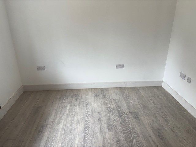 Additional image 8 of 7 bed semi-detached house to rentNorthfields, Dunstable LU5
