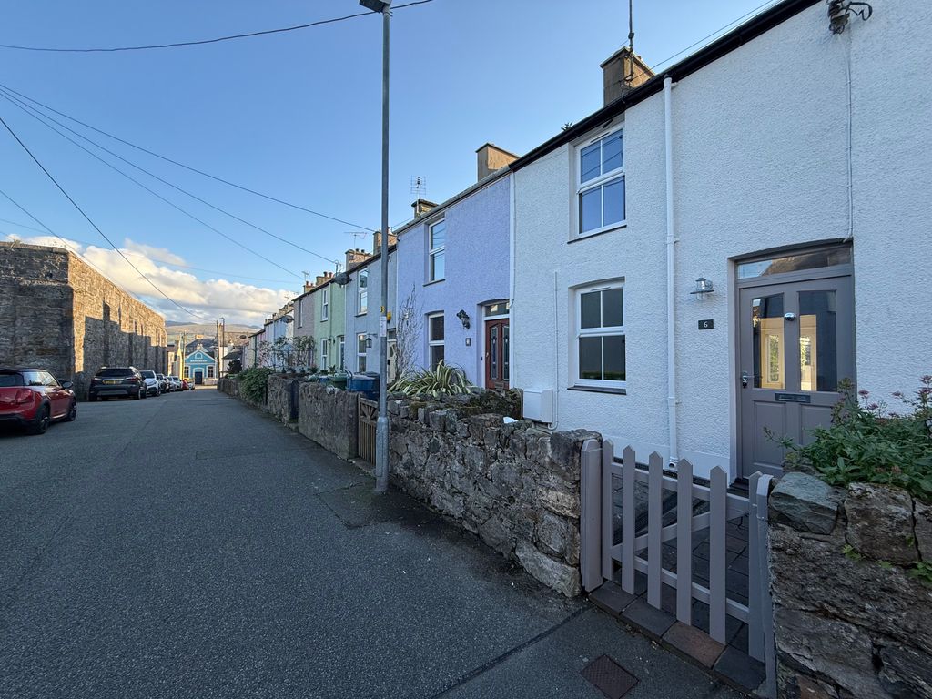 2 bed terraced house to rentRose Hill, Beaumaris LL58