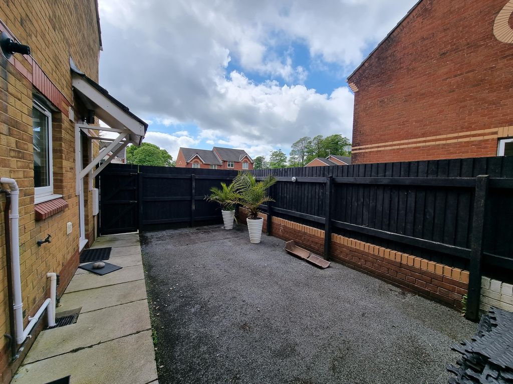 Additional image 11 of 3 bed property to rentMaesydderwen, Llanelli SA14
