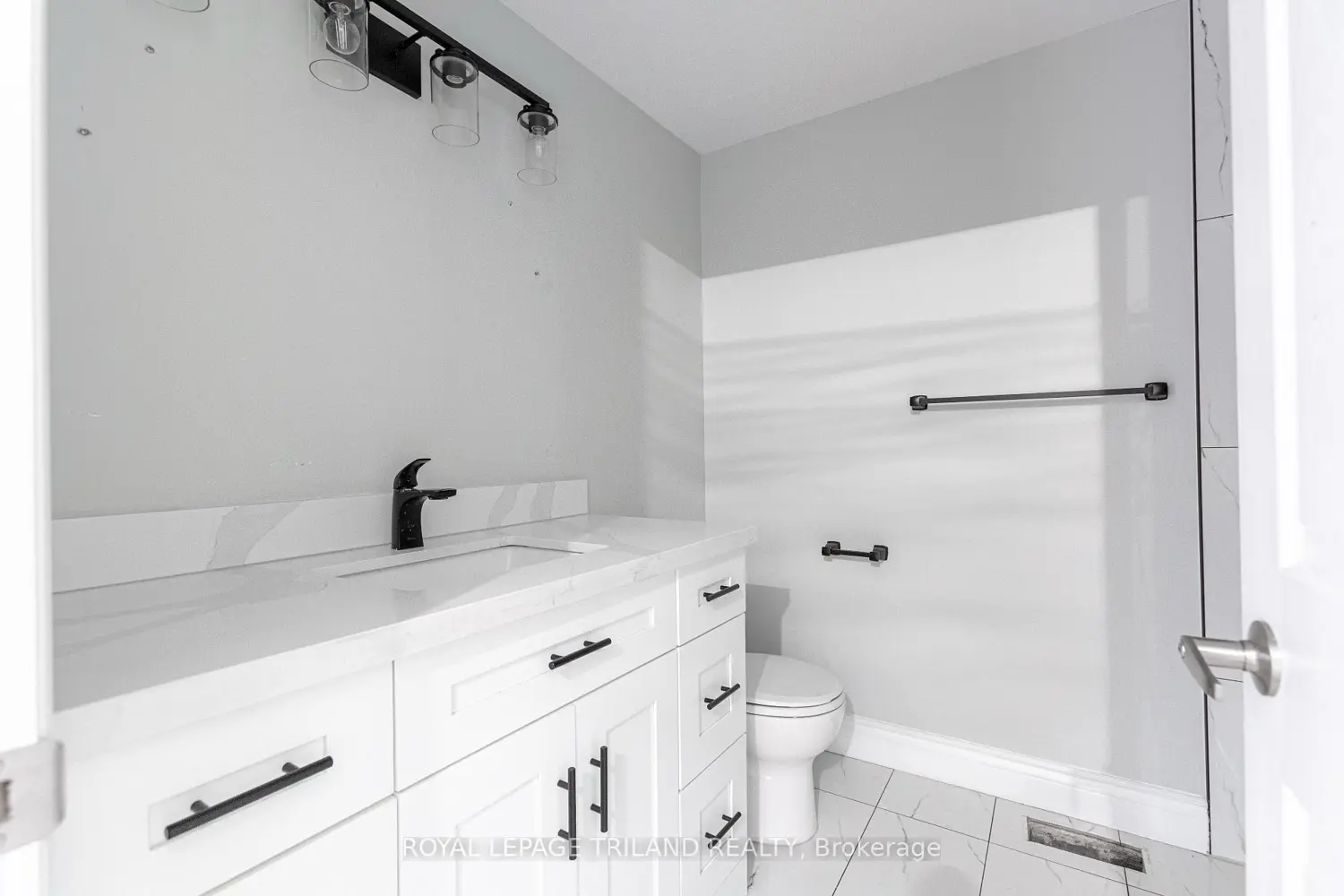 Additional image 16 of 30 Clarendon Crescent 39