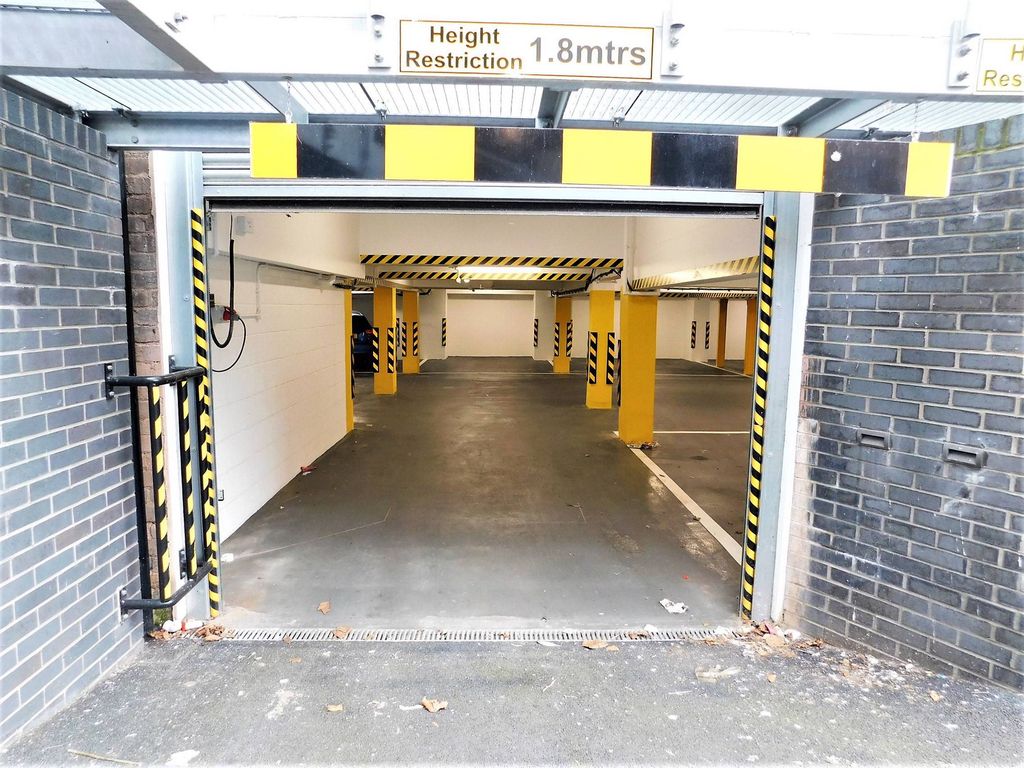 Additional image 13 of 2 bed flat to rentMalt Mill Lane, Stafford ST16