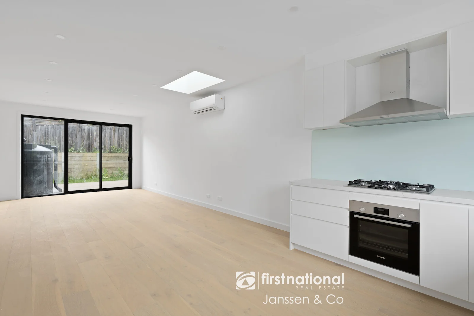 Additional image 7 of 2 Coppin Close, Mitcham VIC 3132