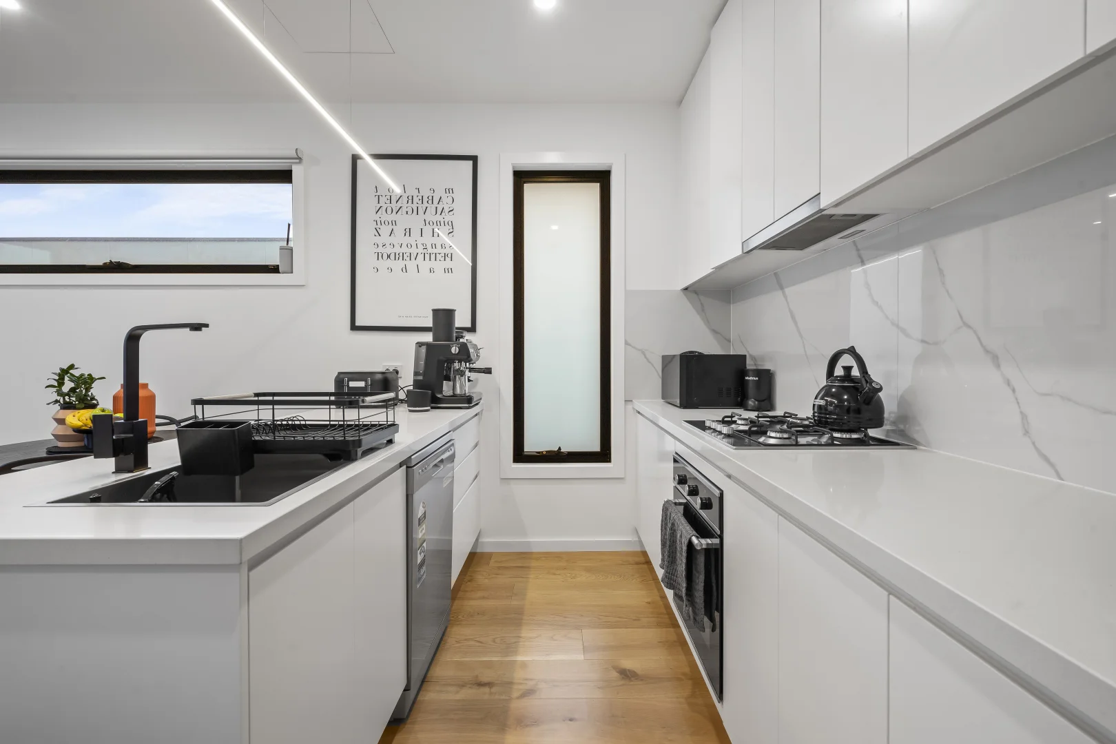 Additional image 7 of 3/1025 Nepean Highway (Near Gwenda Avenue), Moorabbin VIC 3189