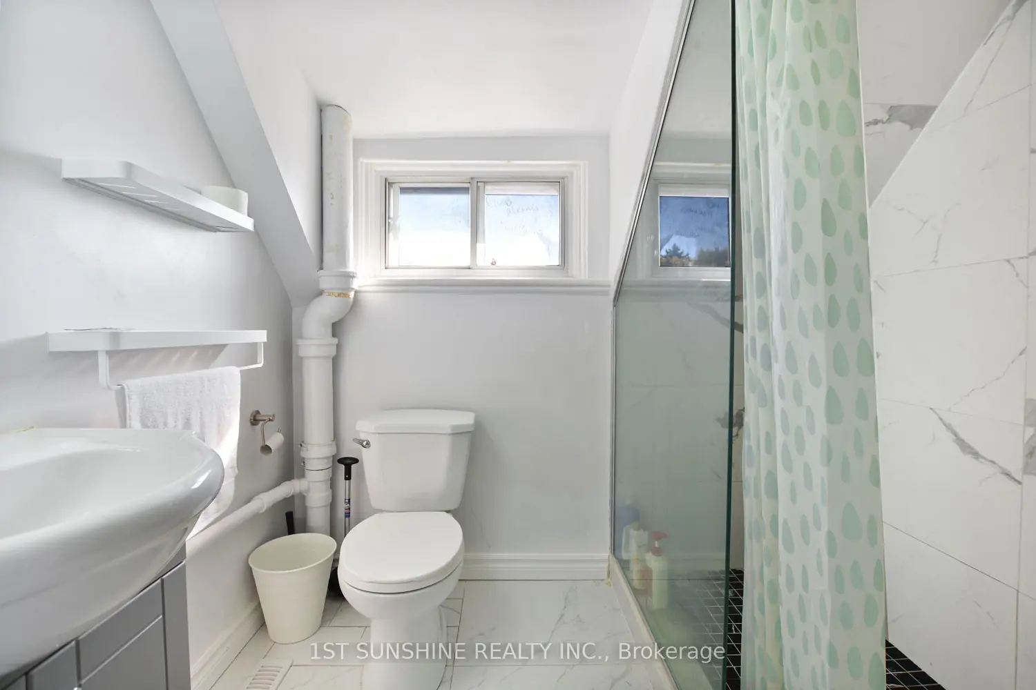 Additional image 5 of 61 Broadway Avenue