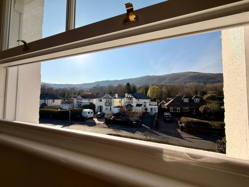 Additional image 23 of 5 bed detached house to rentSt. Andrews Road, Malvern WR14