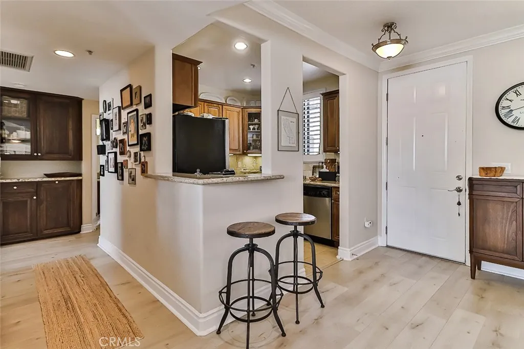 Additional image 20 of 4724 Kester Avenue Unit 404, Sherman Oaks, CA 91403