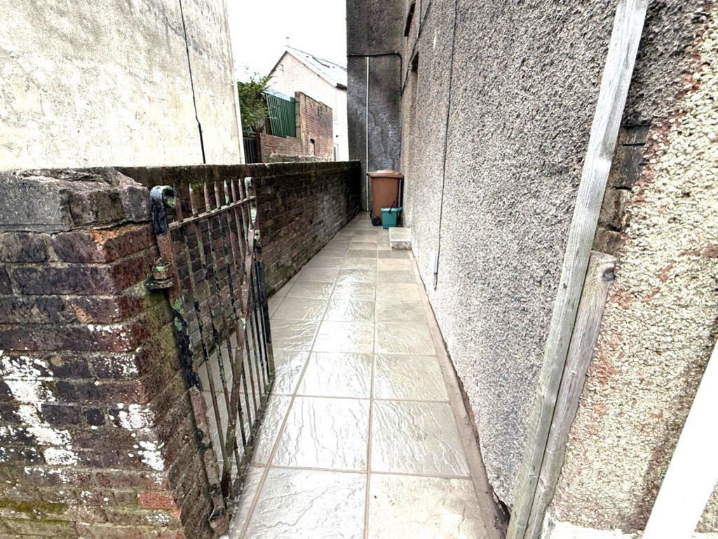 Additional image 14 of 1 bed flat to rentFlat C 7/11 Tredegar Street, Risca NP11