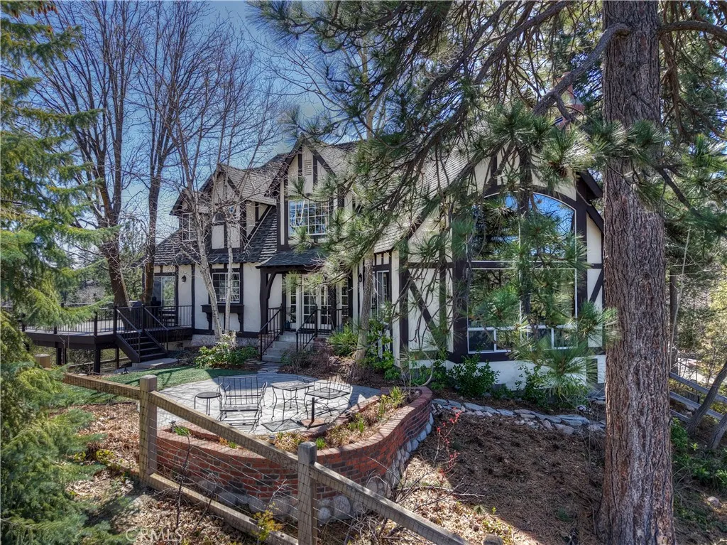 Additional image 136 of 26071 Walnut Hills Dr, Lake Arrowhead, CA 92352