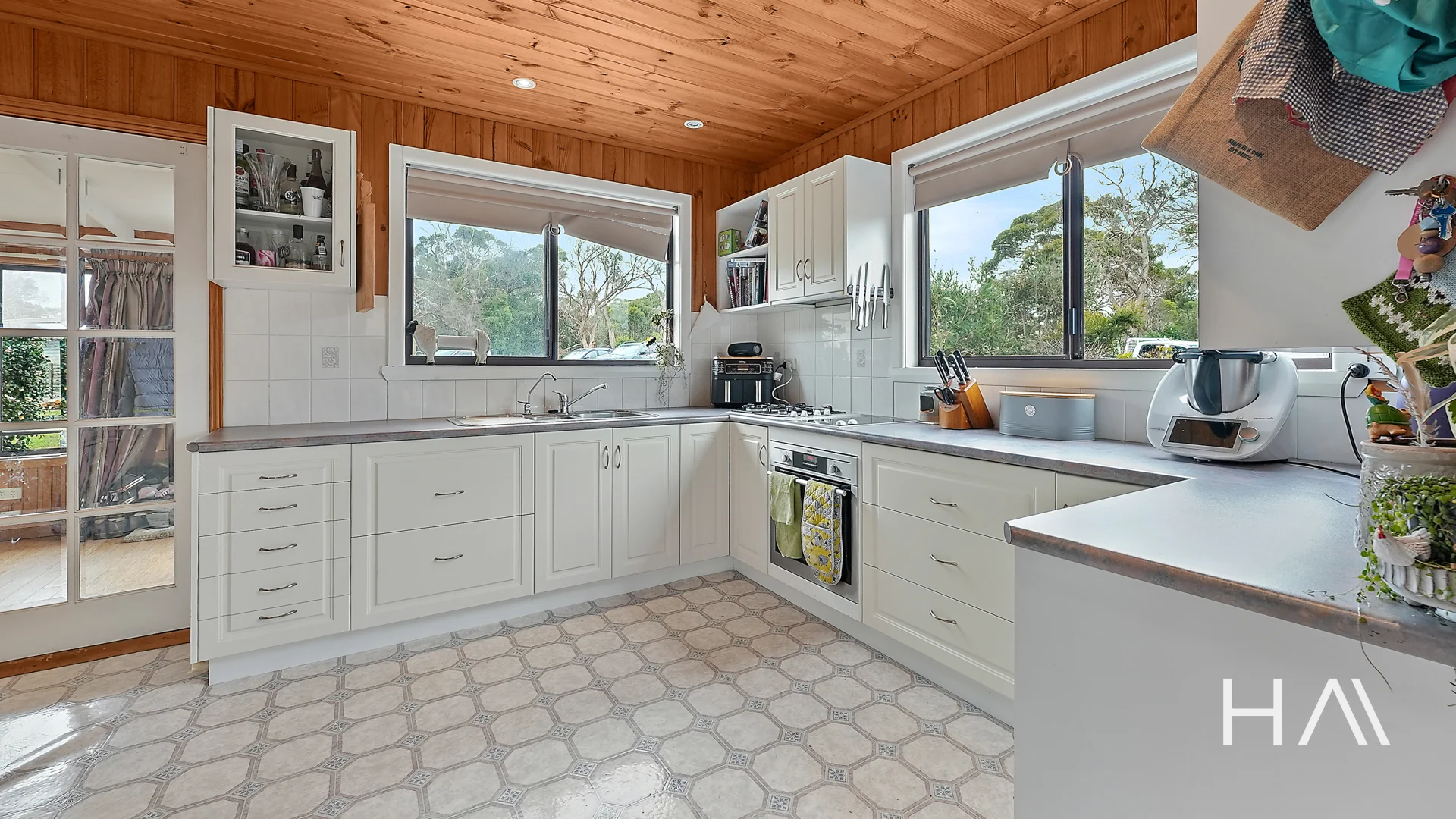 Additional image 4 of 38 Holmes Court, Bridport TAS 7262