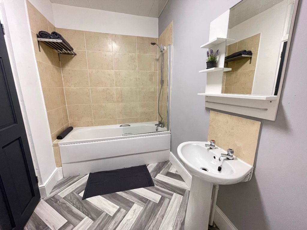 Additional image 24 of 4 bed flat to rentJackson Street, North Shields NE30