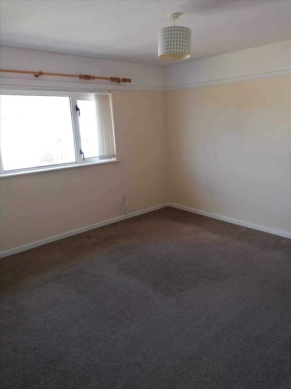 Additional image 6 of 3 bed semi-detached house to rentDynevor Avenue, Llandeilo SA19