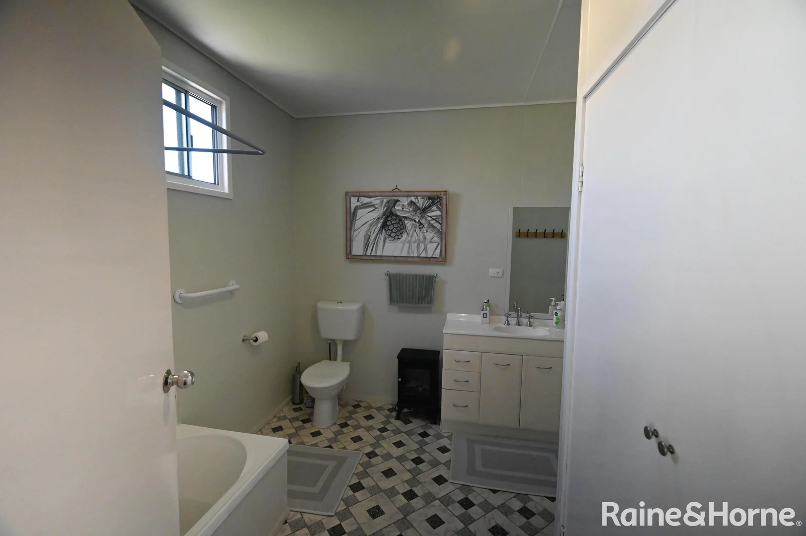 Additional image 14 of 27 Pine Street, Killarney QLD 4373