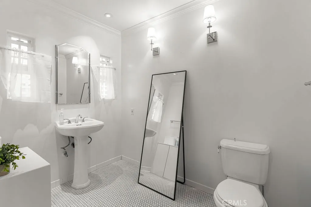 Additional image 8 of 153 S La Peer Drive, Los Angeles, CA 90048