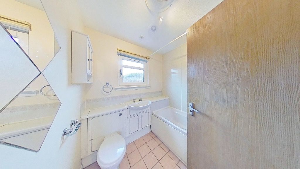 Additional image 18 of 3 bed semi-detached house to rentValgreen Court, Mid Craigie, Dundee DD4