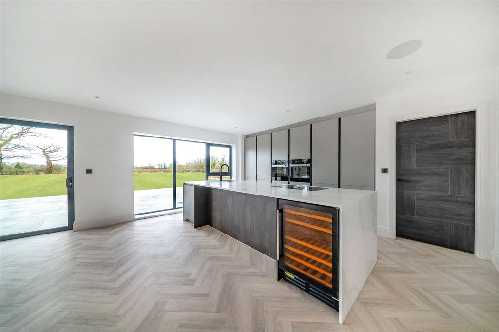 Additional image 14 of 5 bed detached house to rentPlumley Moor Road, Plumley, Knutsford, Cheshire WA16