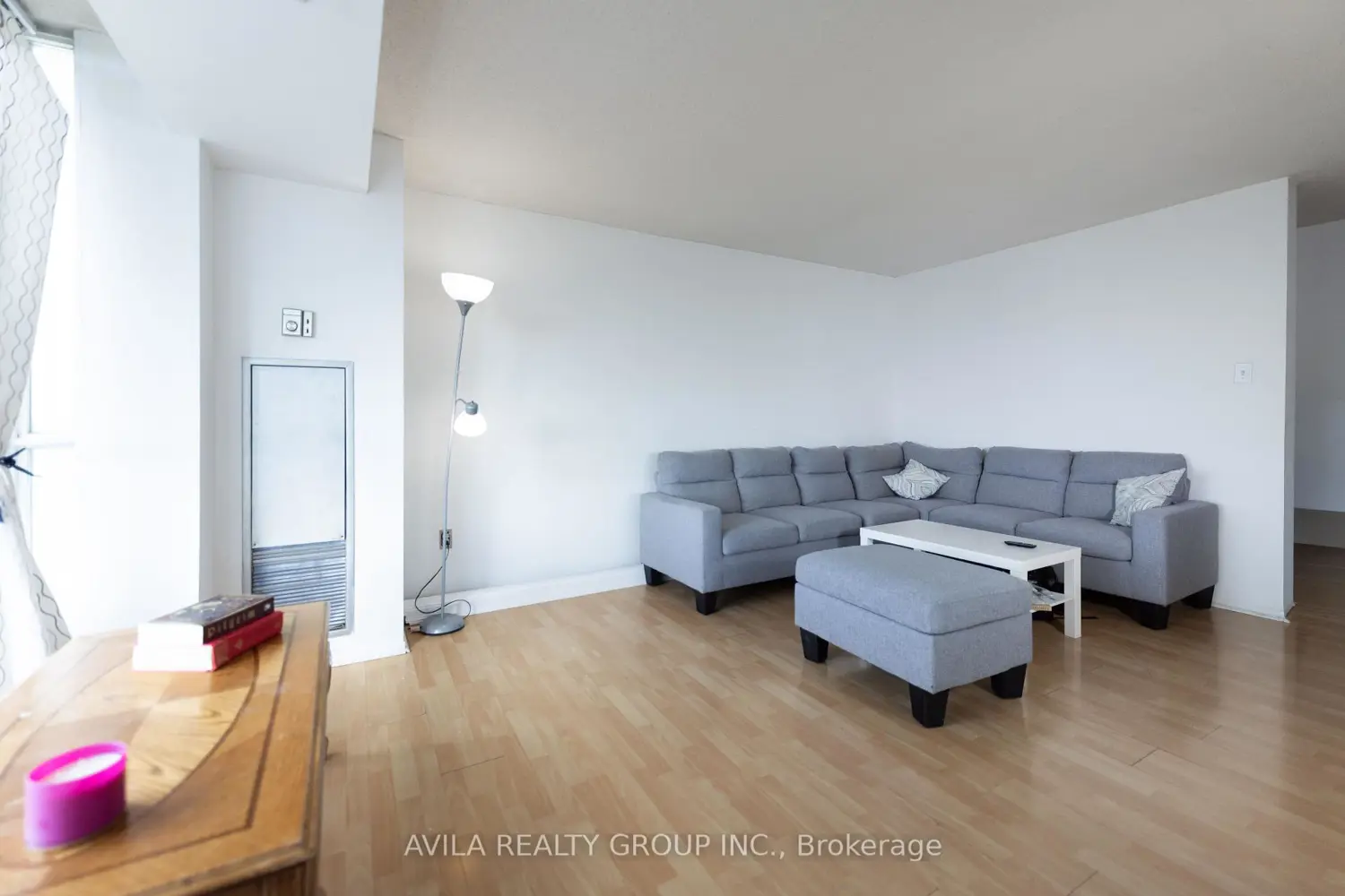 Additional image 3 of 3077 Weston Road 1905