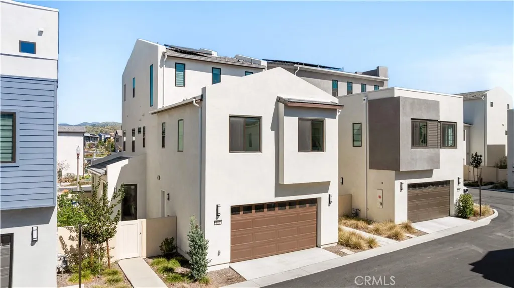 Additional image 61 of 102 Yugen, Irvine, CA 92618