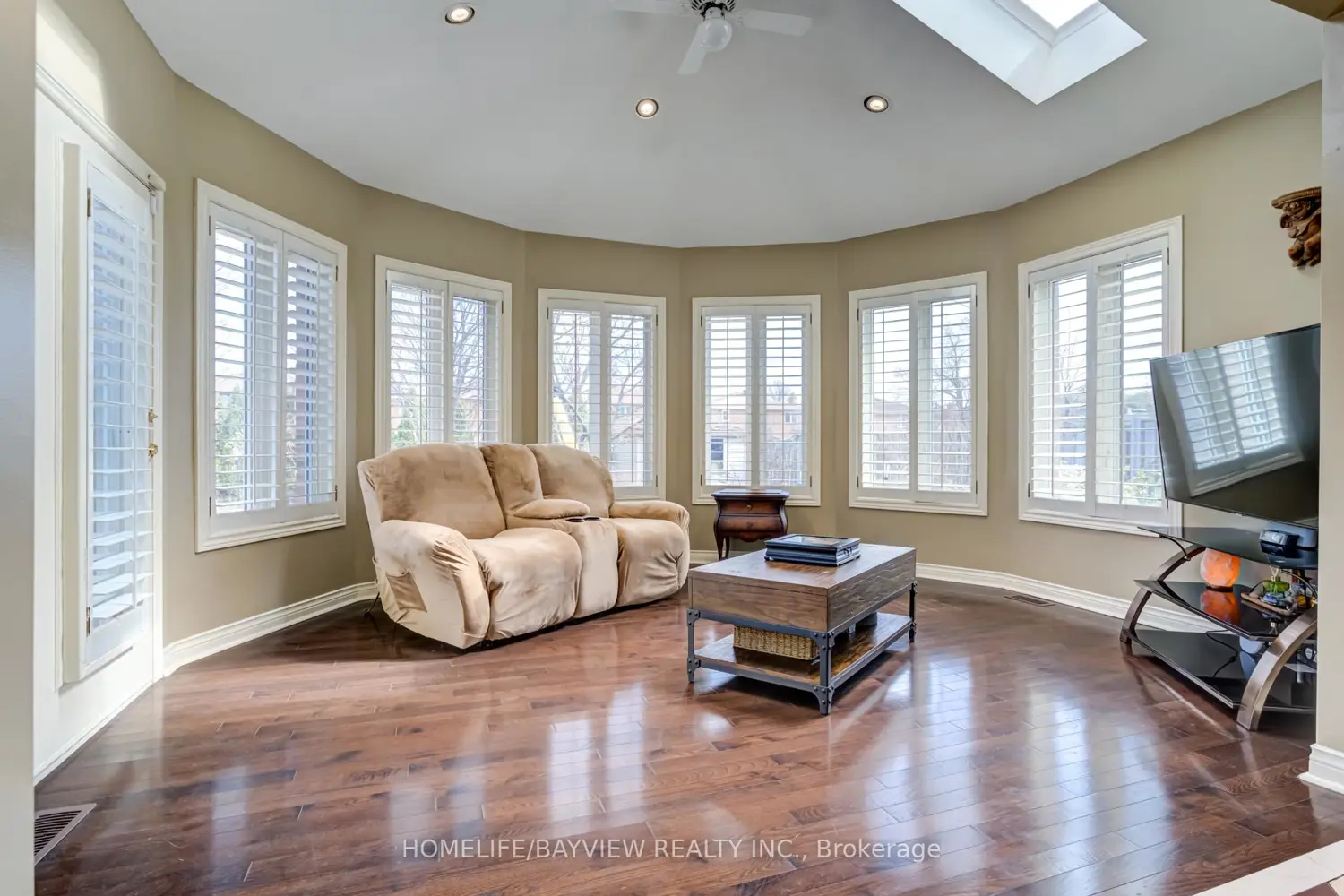 Additional image 11 of 54 Airdrie Drive