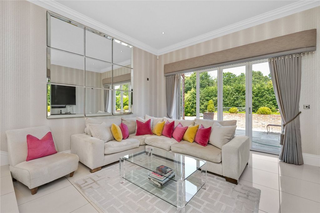 Additional image 9 of 6 bed detached house to rentBrockenhurst Road, Ascot, Berkshire SL5