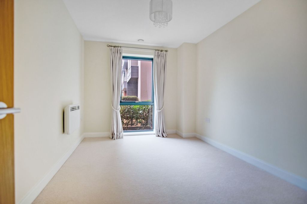 Additional image 13 of 2 bed flat to rentKeeper Close, Taunton TA1