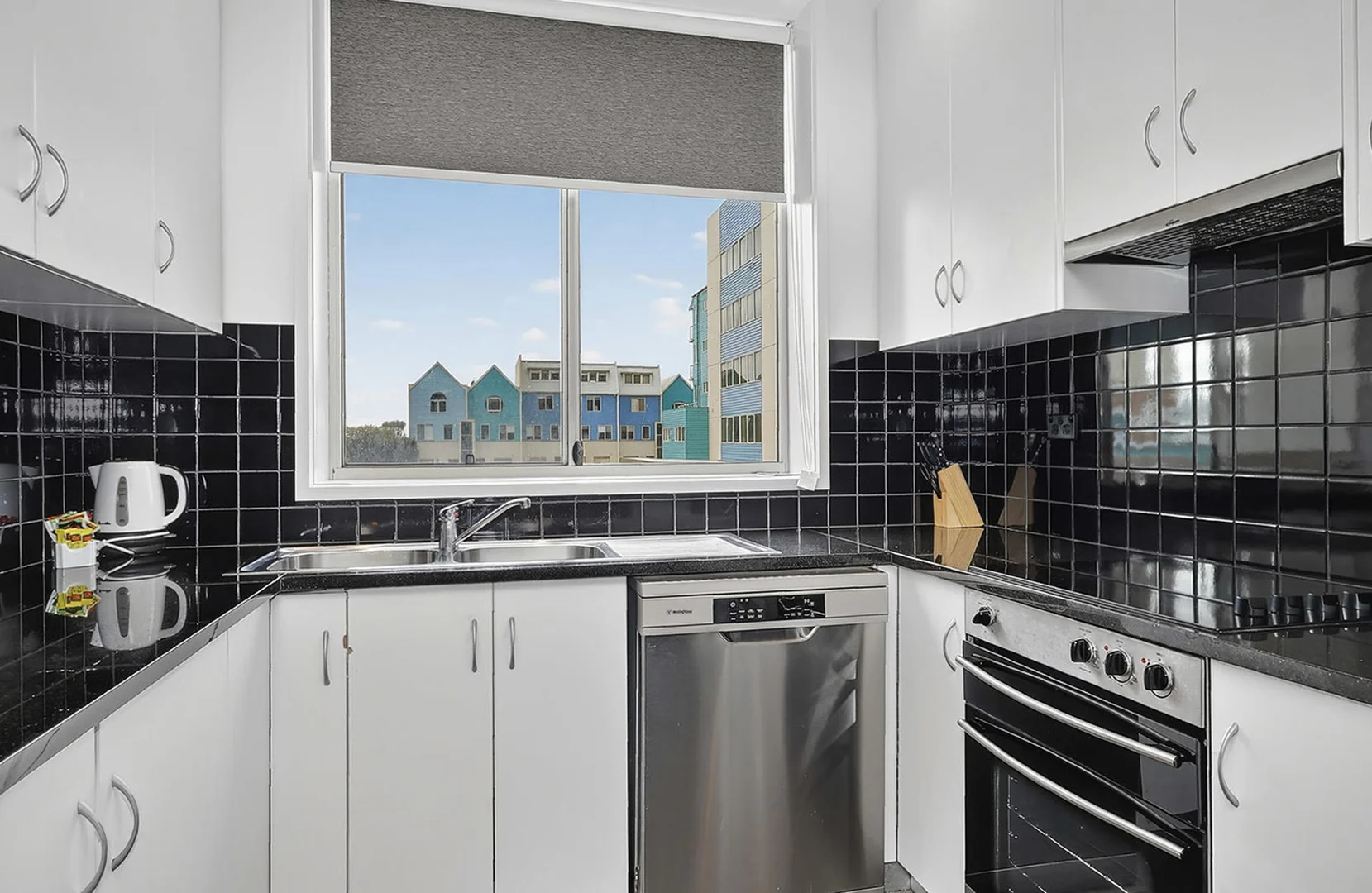 Additional image 5 of 24/4 Pertobe Road, Warrnambool VIC 3280