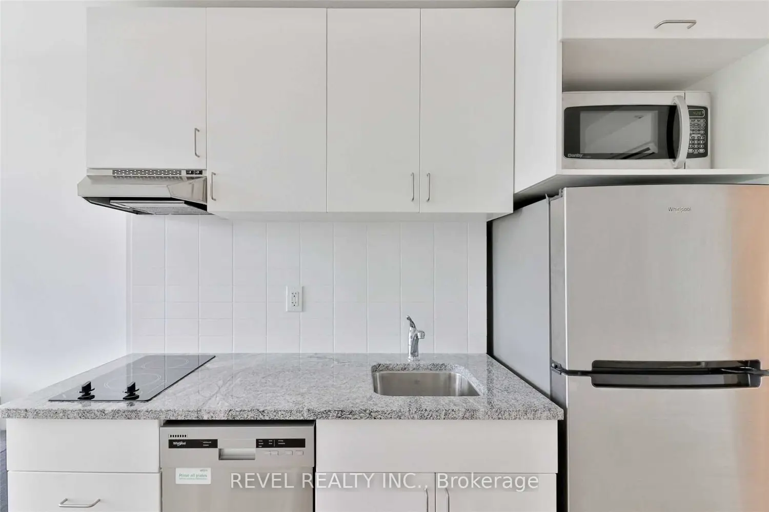 Additional image 12 of 1800 Simcoe Street 204