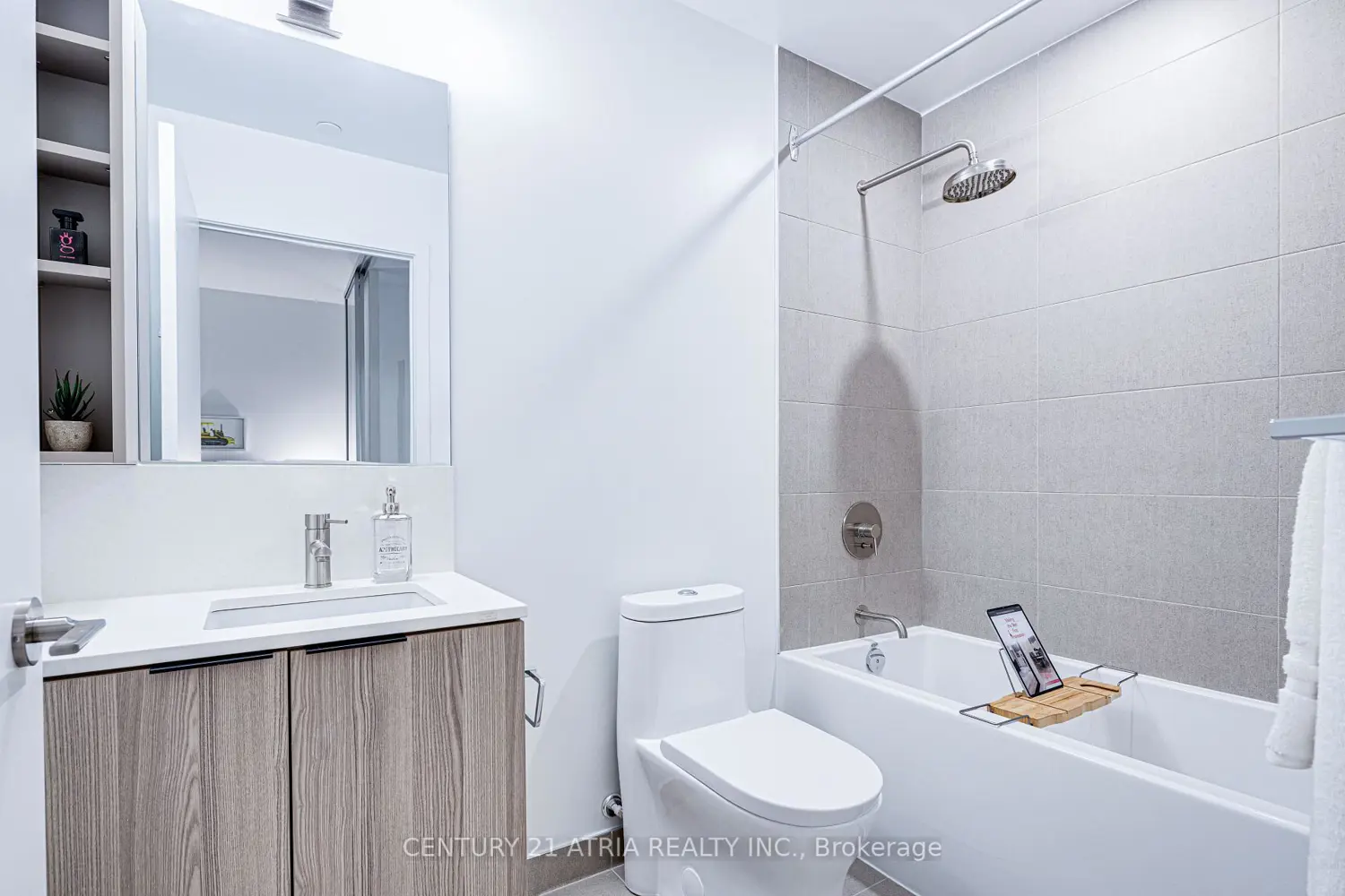 Additional image 5 of 55 Mercer Street 308