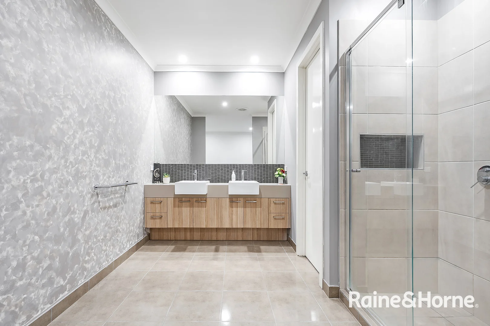 Additional image 13 of 85 Dexter Crescent, Clyde North VIC 3978