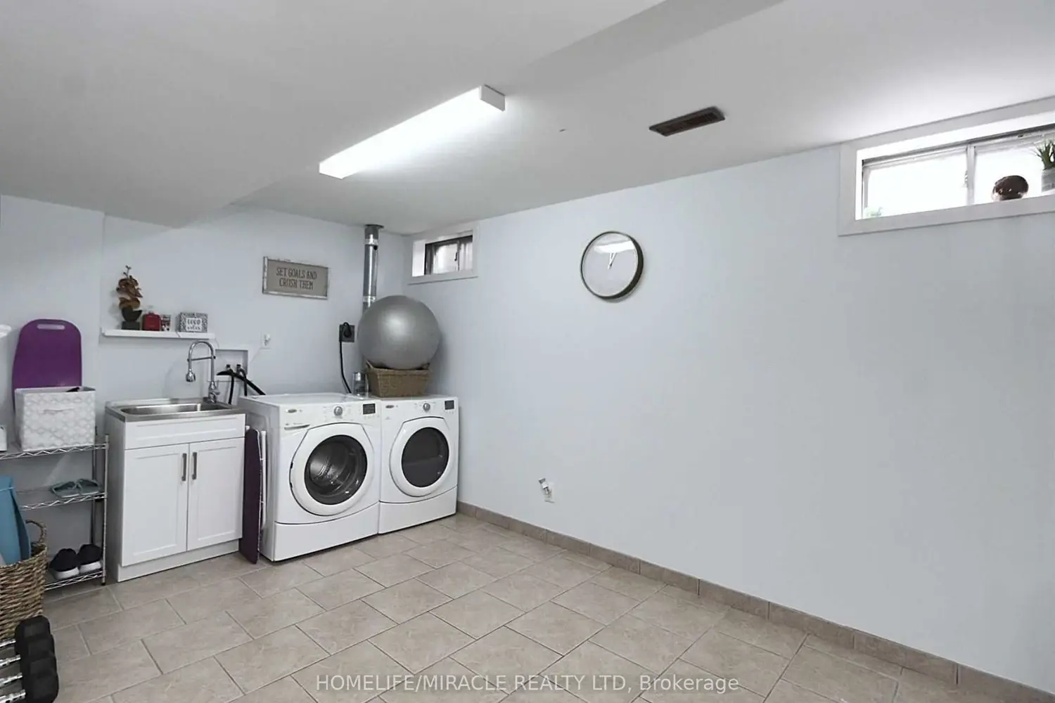 Additional image 16 of 4 William Curtis Circle