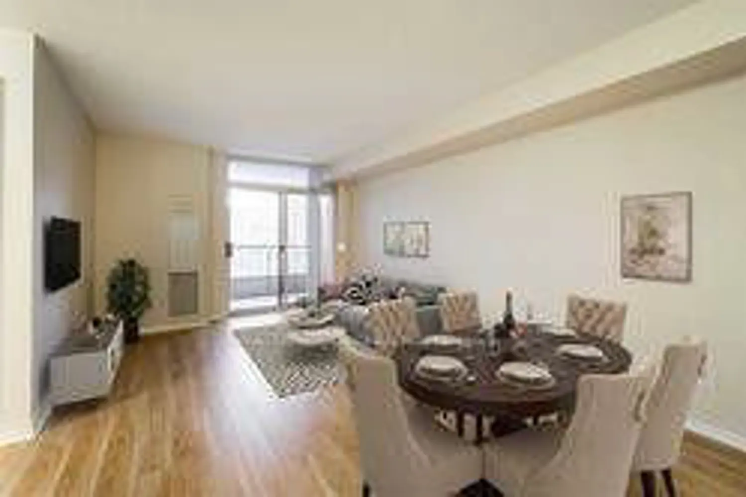 Additional image 15 of 3888 Duke Of York Boulevard 1726